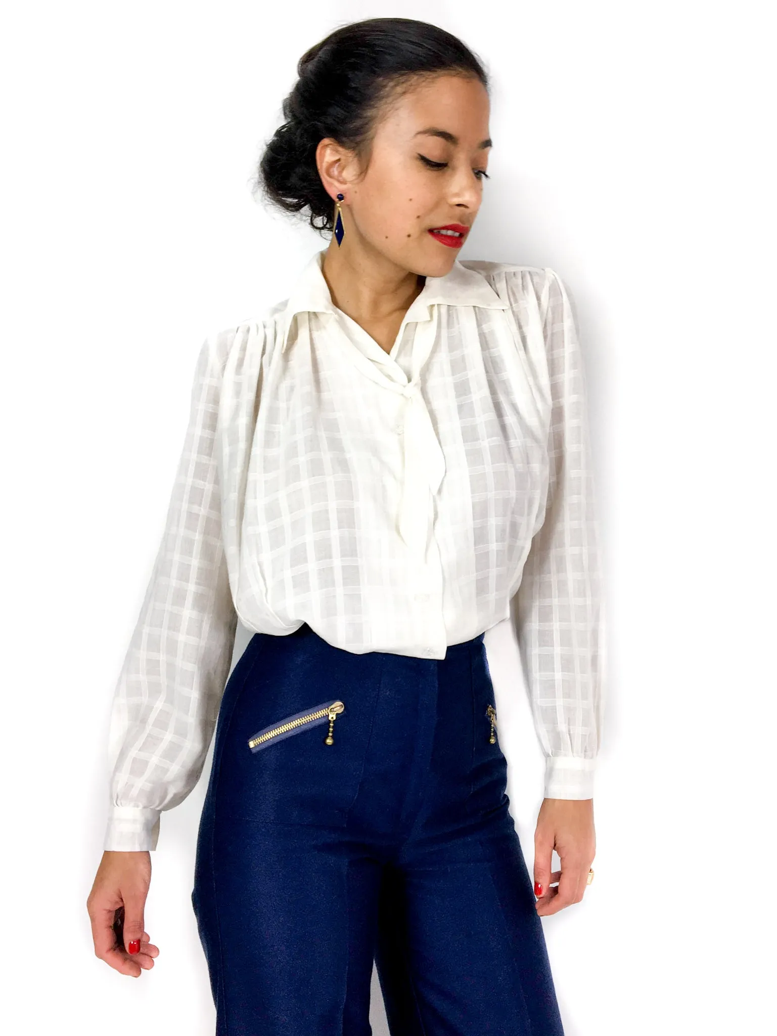 70s/early 80s vintage sheer checkered bow-collar blouse