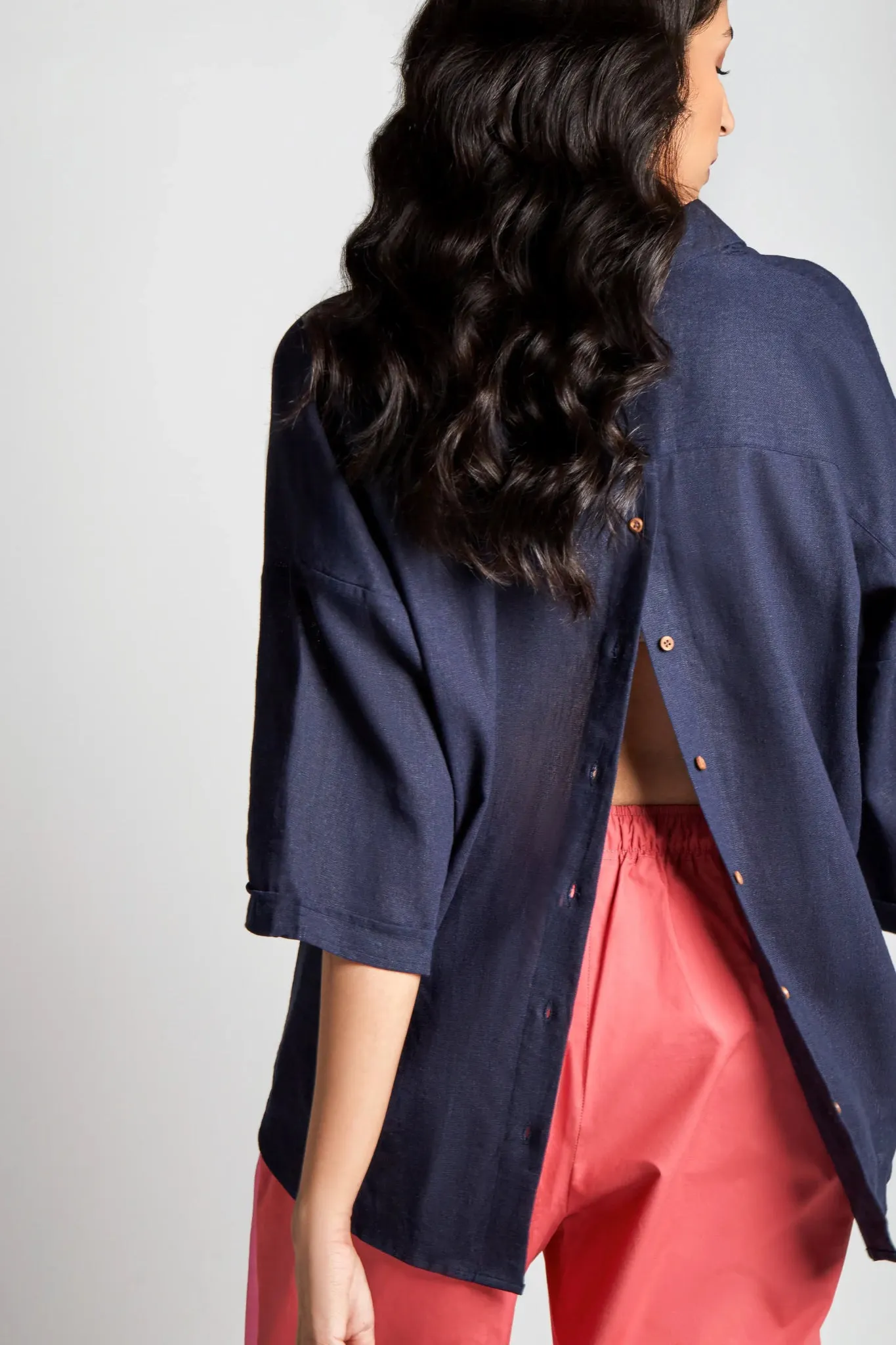 Marina Back Split Shirt