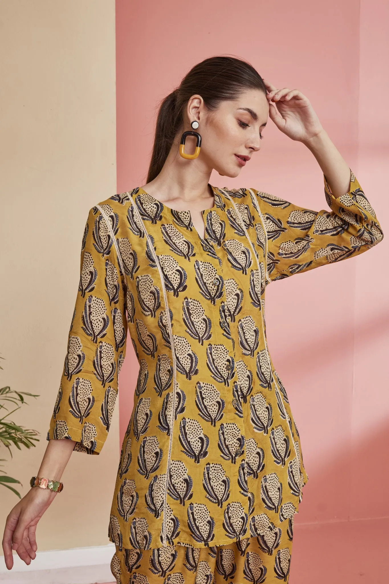 Mustard:Hand-Blocked Bagru Print Shirt