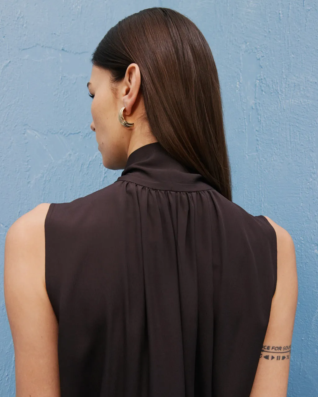 SFIZIO - SLEEVELESS TOP WITH TIE SASH