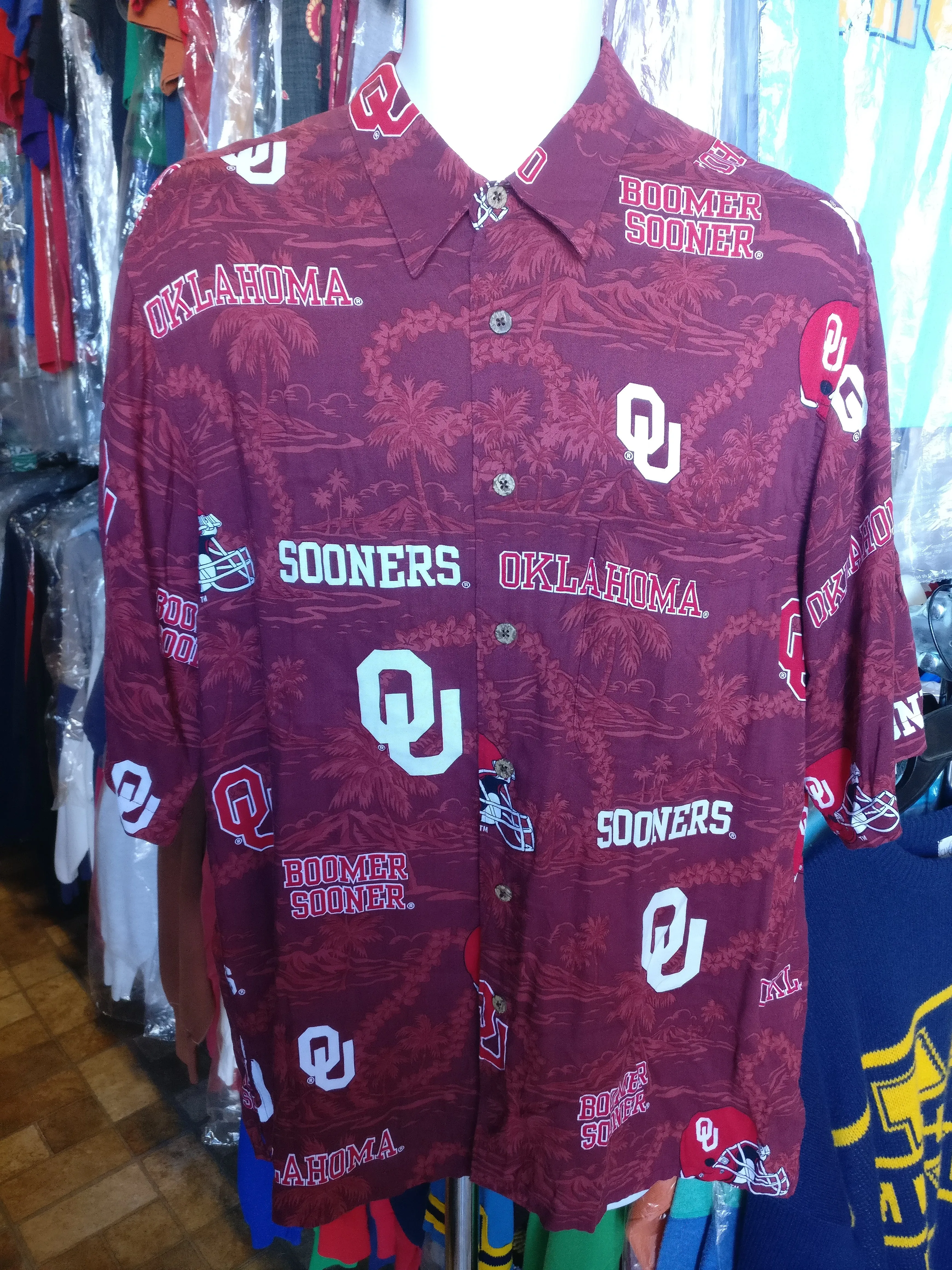 Vintage OKLAHOMA SOONERS NCAA Reyn Spooner Rayon Hawaiian Shirt L
